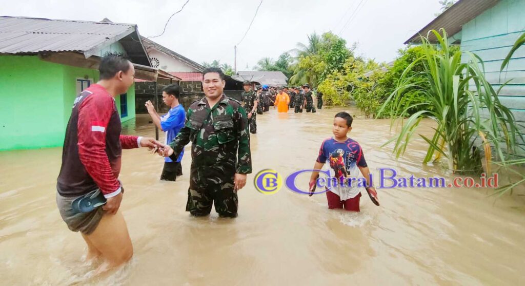 Gambar ini memiliki atribut alt yang kosong; nama berkasnya adalah Banjir-Natuna-copy-1024x557.jpg